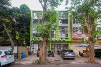Urbanview Hotel Ava Semarang Near Akademi Kepolisian Semarang by RedDoorz