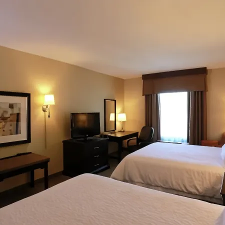 Hampton Inn & Suites by Hilton Laval