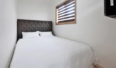 Taean Dog Pension Garibian Bay Отели в г. Тхэан