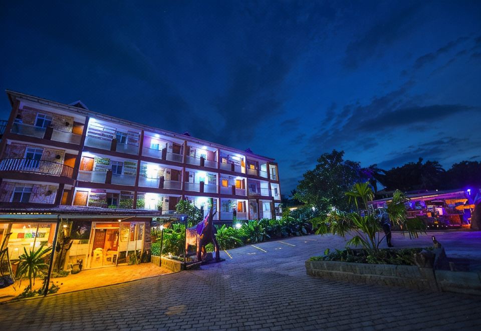 hotel overview picture