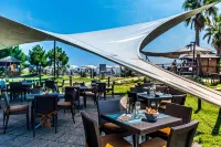 Aregai Marina Hotel & Residence - breakfast