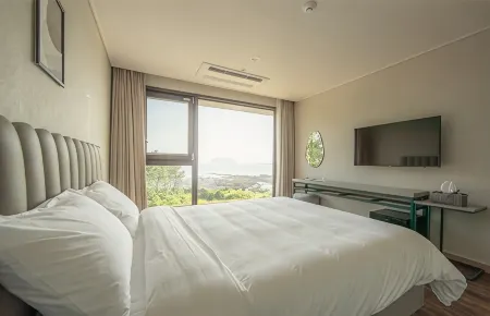 Hotel Seogwipean