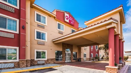 Best Western Plus Main Street Inn Отели в г. Калипатрия