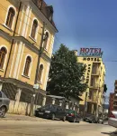 Hotel Parlament - ที่มีบาร์
