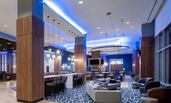 La Quinta Inn & Suites by Wyndham Nashville Downtown/Stadium