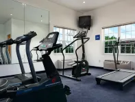 Americas Best Value Inn and Suites Racine - Gym