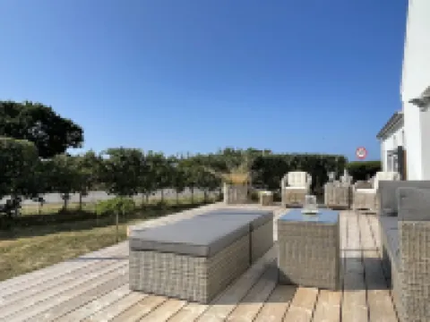 "Eivi" - 150m from the Sea