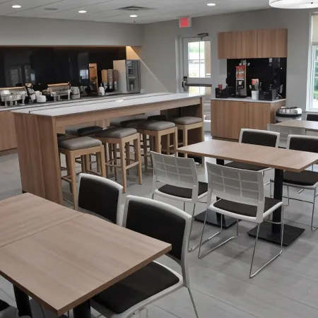 Microtel Inn & Suites by Wyndham Lubbock