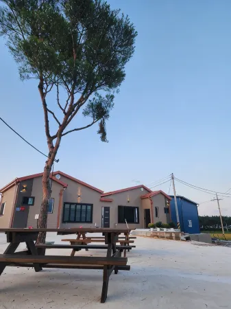 Goseong Dongho Pension Отели в г. Косон