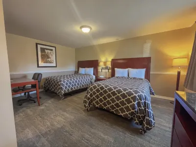 Alpine Inn & Suites Rockford Hotels near Burpee Museum of Natural History