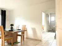 Lillas : Appartement Chill à 2 pas du Centre-ville de Melun Hotels in Melun