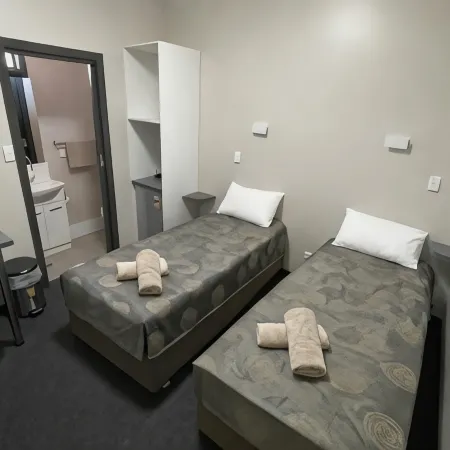 Broken Hill Tourist Lodge
