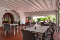 Hotel Alexander - Beach