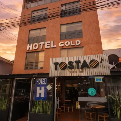 Hotel Dorado Gold Отели рядом с достопримечательностью «Парк развлечений Salitre Magico»