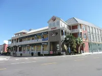 Beachy Blue,2 Htd Pools, Steps to Beach, WiFi, Gym, Piers, Park,Johns Pass Shops - 2-Star