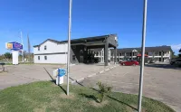 Hotel O Executive Inn & Suites Cuero Hwy 87 - Parkplatz