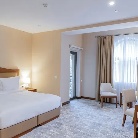The Central Point Hotel Baku Отели рядом с достопримечательностью «Станция метро Короглу»