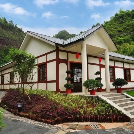 Jiuzhai Hot Spring Resort