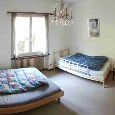 Nice Mediterranean holiday home. Ideal for families, athletes etc. Nature lovers Rooms