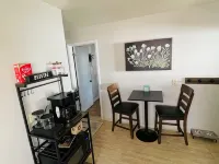 Charming 1-bedroom apartment in lovely John Day with WiFi, AC Hotels in John Day
