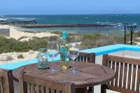 Privilege Bay- Villa Eesha-sea view and natural park view. Beach front location. - Meerblick