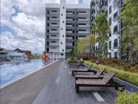 Armadale Residence 10 to 20 Pax-Galacity Airport-Free Parking - สระว่ายน้ำส่วนตัว