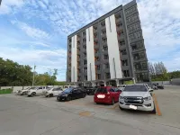 Beston Apartment Hemaraj - parking
