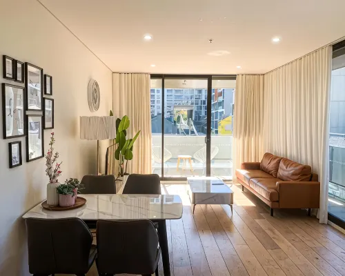 Stunning 2 Bedroom Apt at Waterloo Hotels in Waterloo