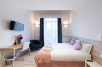 Dada Suites - balcony