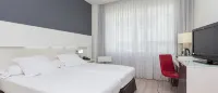 Axor Feria Hotel - Free Airport Shuttle Bus