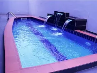 De Rigg Place - Alaka Estate, Surulere Hotels near Yaba