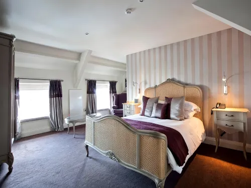 The Royal Hotel