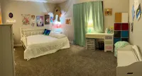 Charming 3-Bedroom with Hot Tub - 3-Star