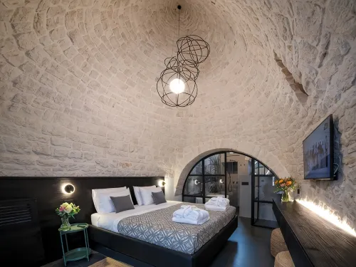 Trullo delle Sfere, Luxury Trullo in the center of Alberobello - Hot Tub