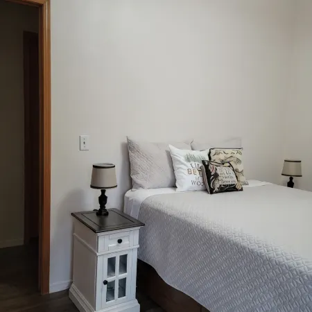 A Cozy 2-bedroom cabin with awesome private Sol Duc River's waterfront
