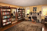 Lavender Hill Estate, Private 37 acres,1.5 hour from NYC, Heated Pool, Jacuzzi, - 4-Star