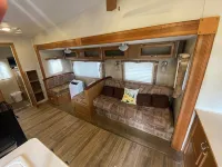 Lakeside 2-bedroom RV in charming Hartsville with AC, WiFi - 무료 와이파이