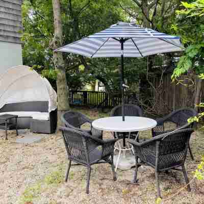 Warm, Inviting Beachhouse with Spa in Great Location of Gorgeous Montauk! Hotel Exterior