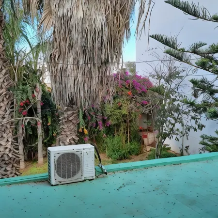 Grand Appartement Paisible, 3 Chambres, vue sur Jardin, Central à Rabat