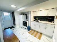 Cozy, modern apartment in downtown PTBO - 3-نجوم