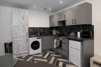 Close to city centre, Free Parking
