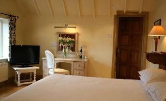 The Thatched Cottage Inn