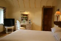 The Thatched Cottage Inn - Boutique