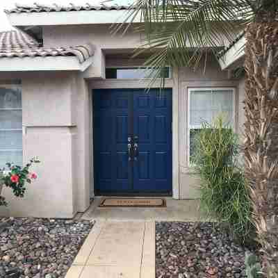 Desert Oasis!! Pool + BBQ Upgraded Home with Stunning View! Hotel Exterior