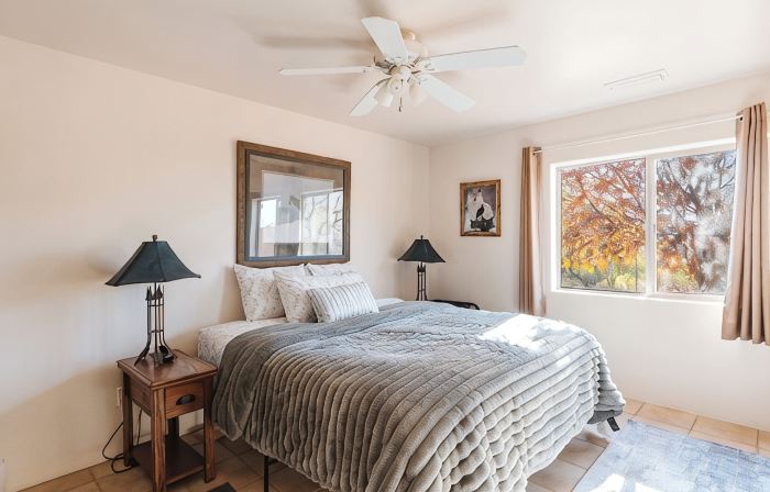 Charming 3-bedroom house with AC, WiFi in tranquil Cottonwood