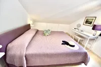 Topfloor flat with Terrace & spectacular View - บังกะโล