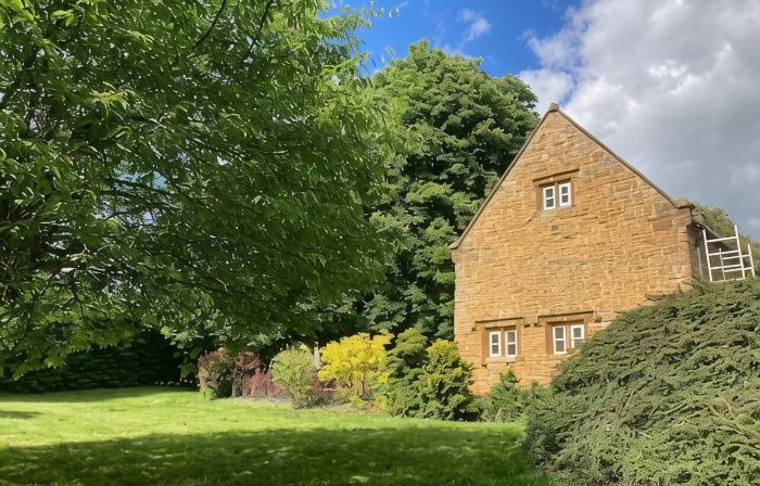 Braunston Manor Cottage: 4-poster beds & ensuites