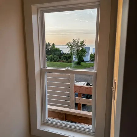 Zenora condo near the sea