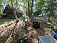 Lakefront Chalet - Badwater Lodge - Gorgeous Lake Views - 3-Star