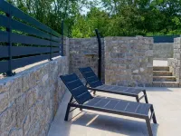 Vacation home Pahari - 6 persons, 3 bedrooms, pool, barbecue, terrace, - Pools